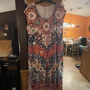 SHEIN Vibrant Patterned Maxi Dress